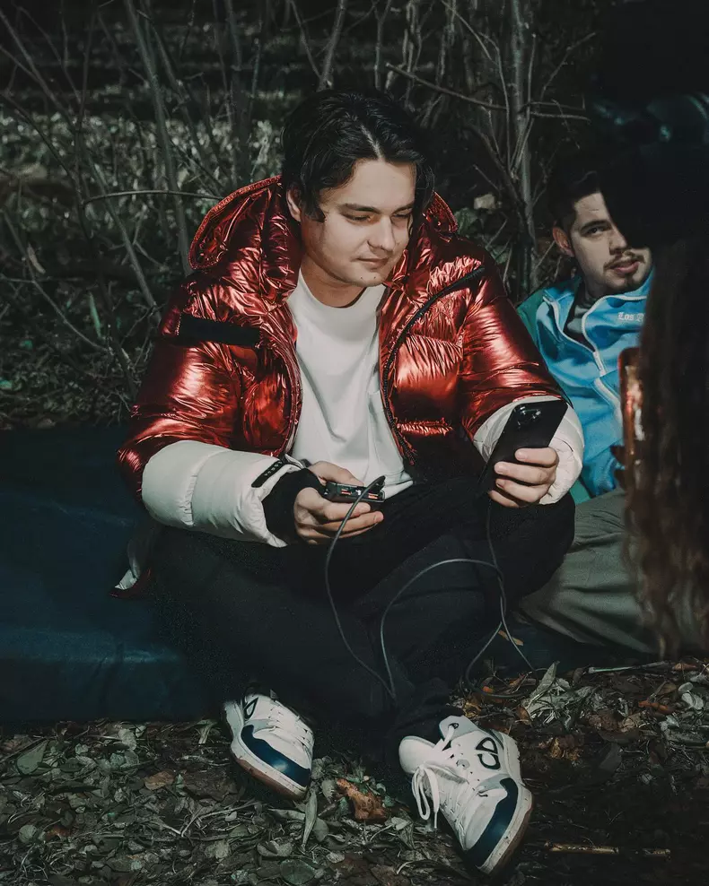 Selly - Buzz House film (1)