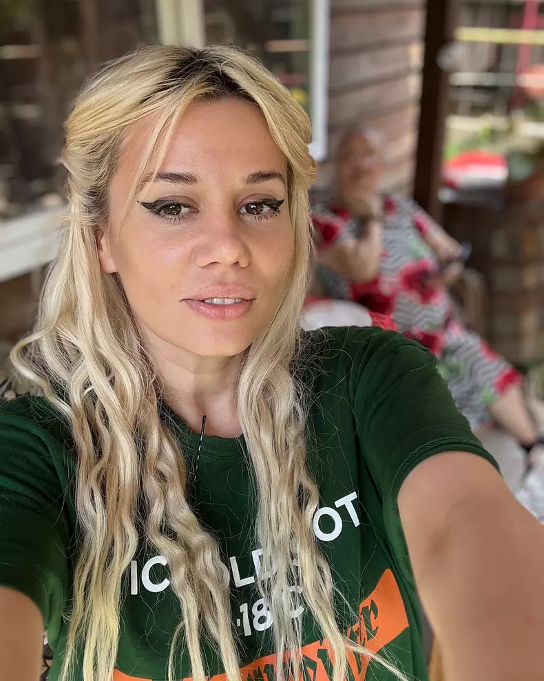 Anisia Gafton a fost cerută în căsătorie (2)