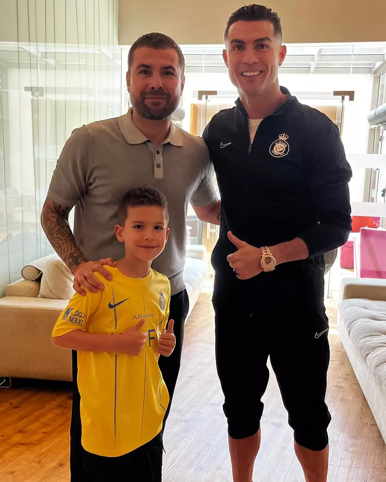 Tiago, fiul lui Adrian Mutu, și Cristiano Ronaldo (1)