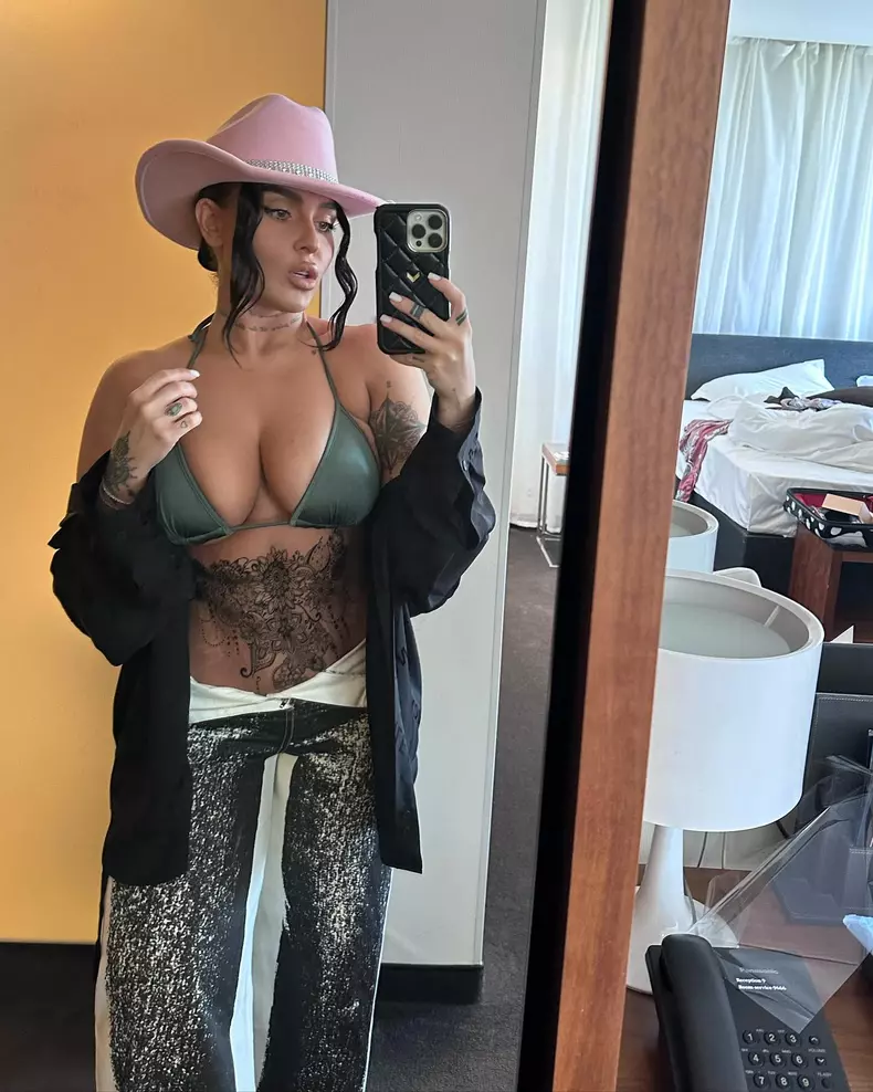 448696248184423796380583626382305084860833292n