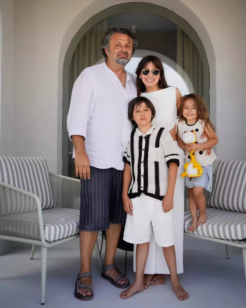 Dana Rogoz și familia (5)