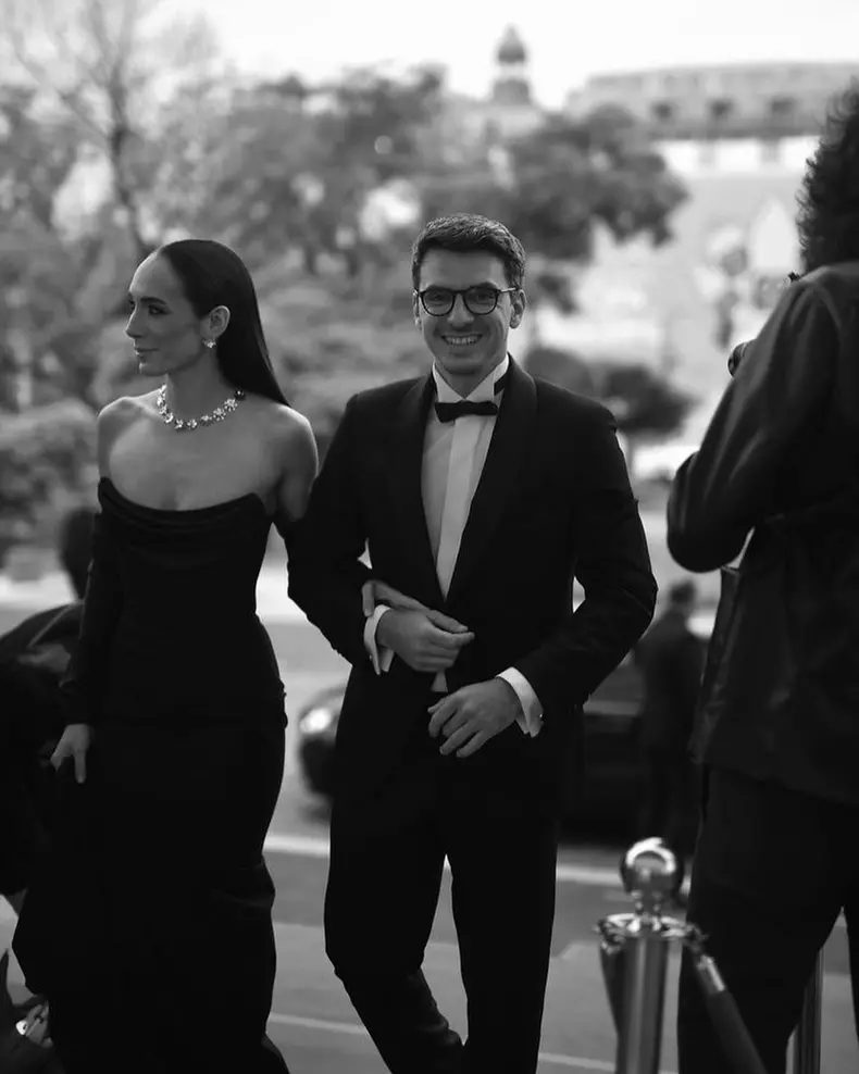 alexandru ion s a casatorit 3