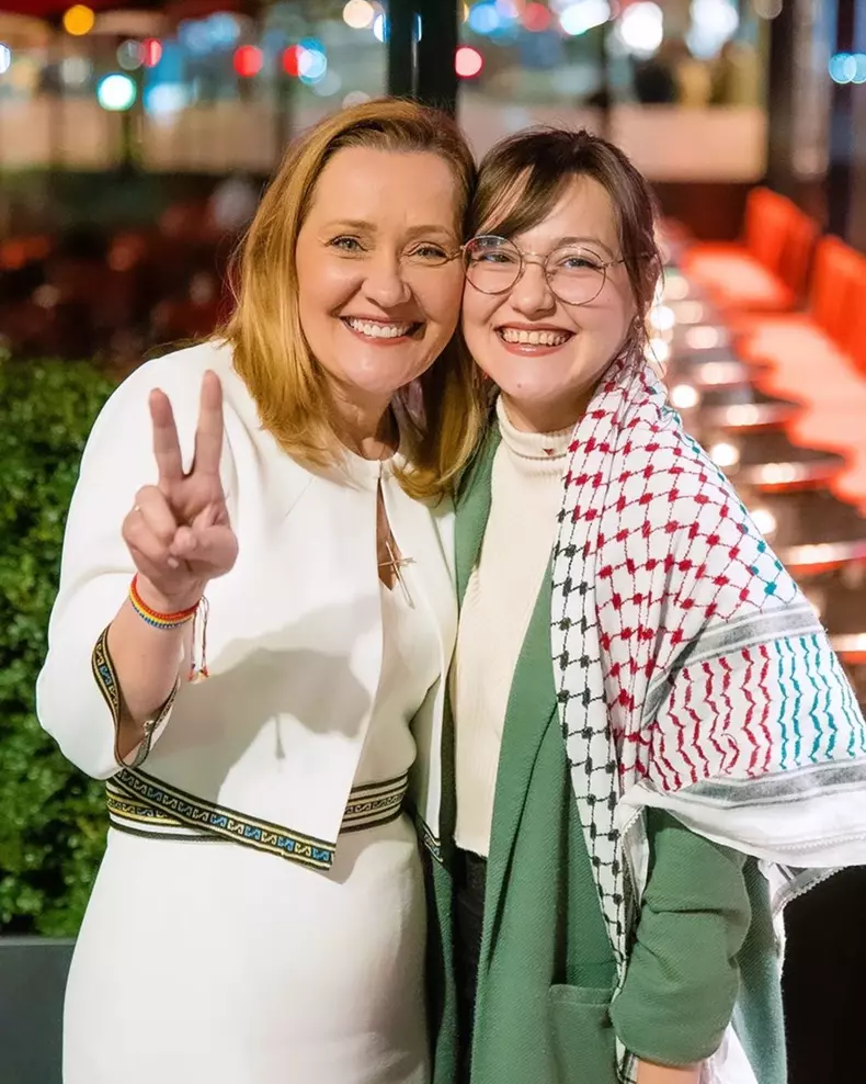 oana lasconi si elena lasconi (1)