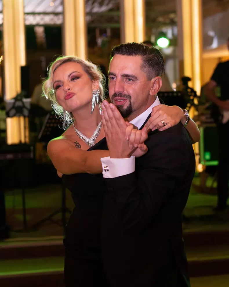 Cosmin si eliza natanticu