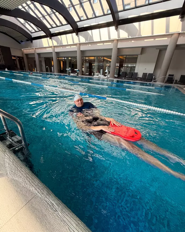 Imagini cu Gabriela Cristea în costum de baie (6)