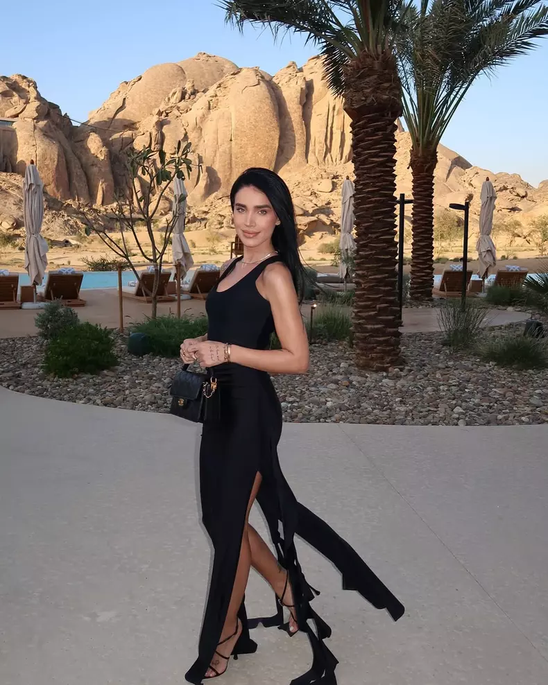 Adelina Pestrițu, vacanță în Arabia Saudită (4)