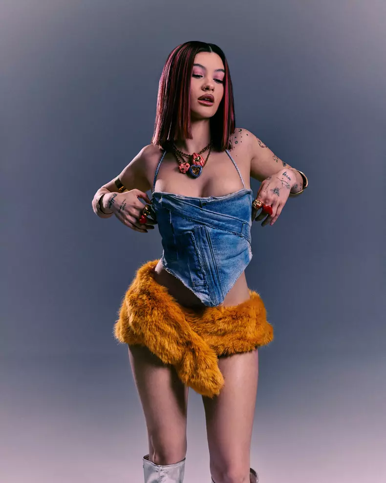Erika_Isac_9140