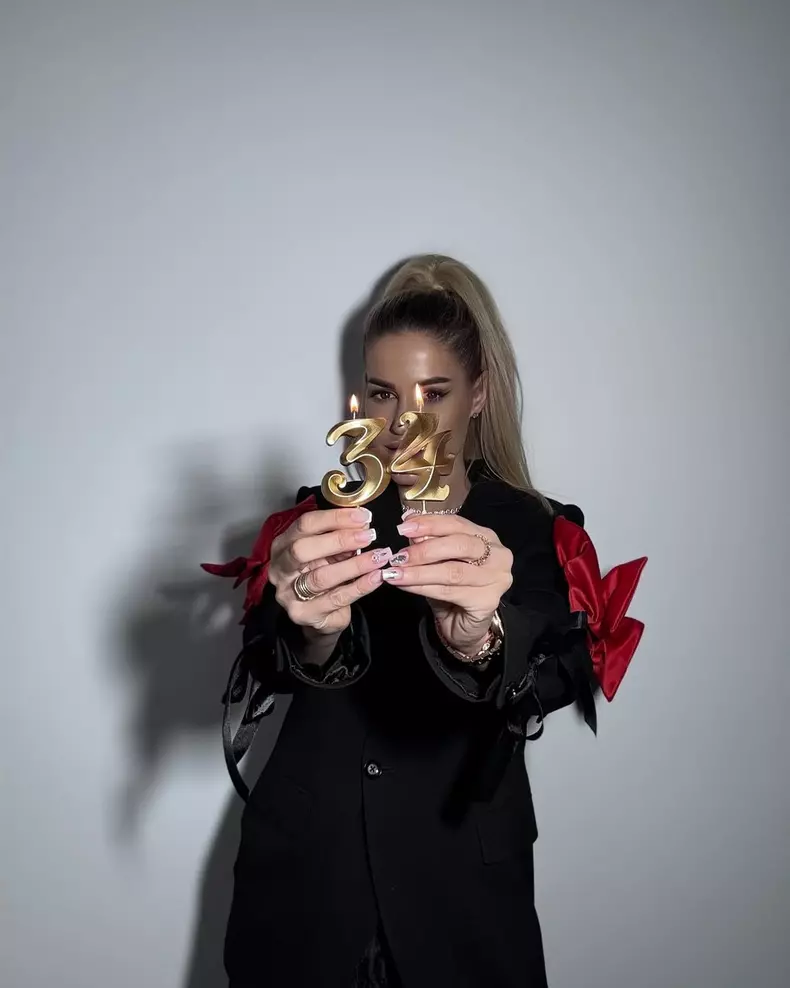 simona butura fosta concurenta insula iubirii (16)