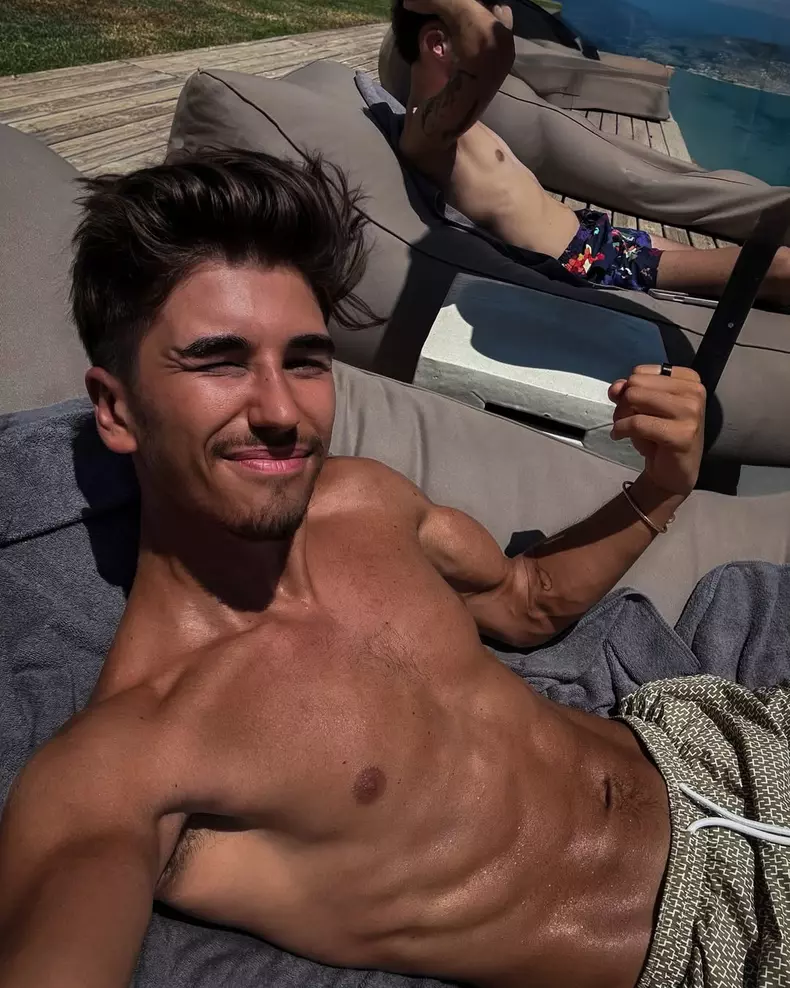 sebastian dobrincu (11)