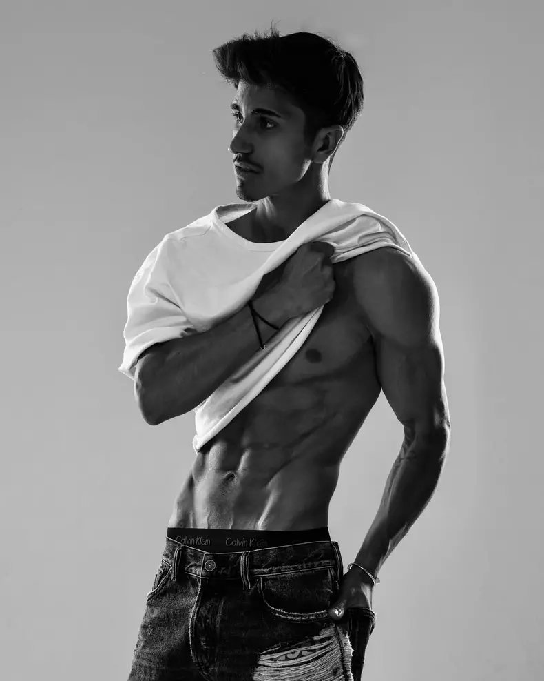 sebastian dobrincu (2)