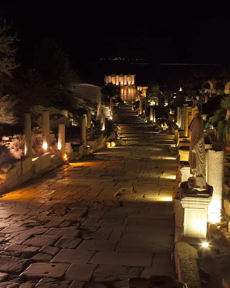 İzmir Ephesus Ancient City - Night Museum 3
