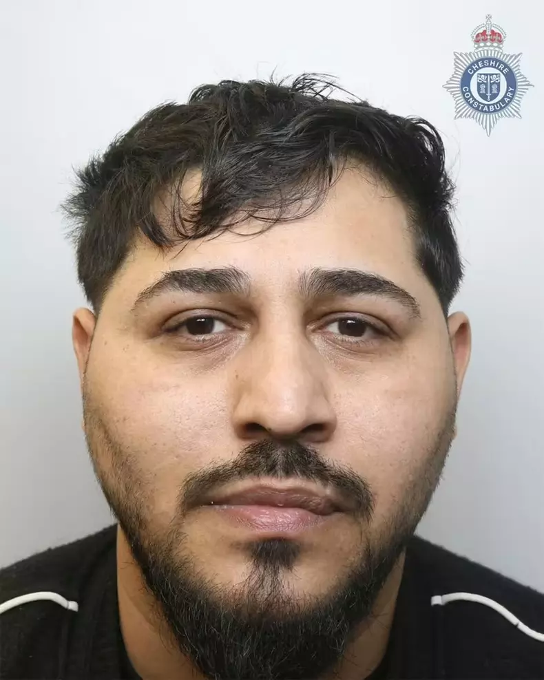 Cezar Tudoran, 30 de ani, din Poole Street, Northampton  condamnat la 10 luni de închisoare(Imagine Poliția din Cheshire)