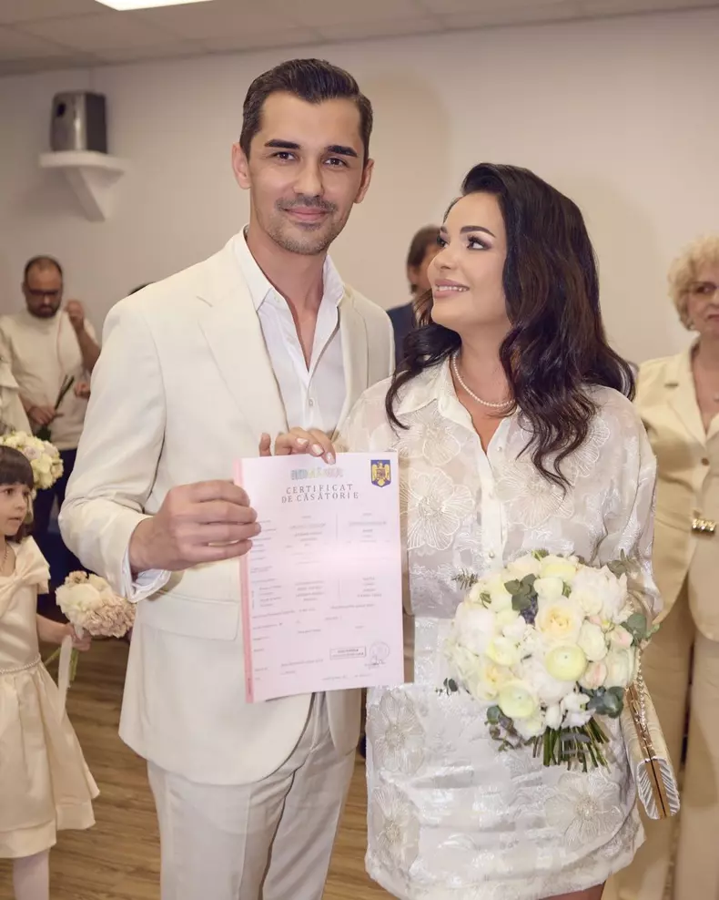 Deea Maxer s-a căsătorit civil (5)