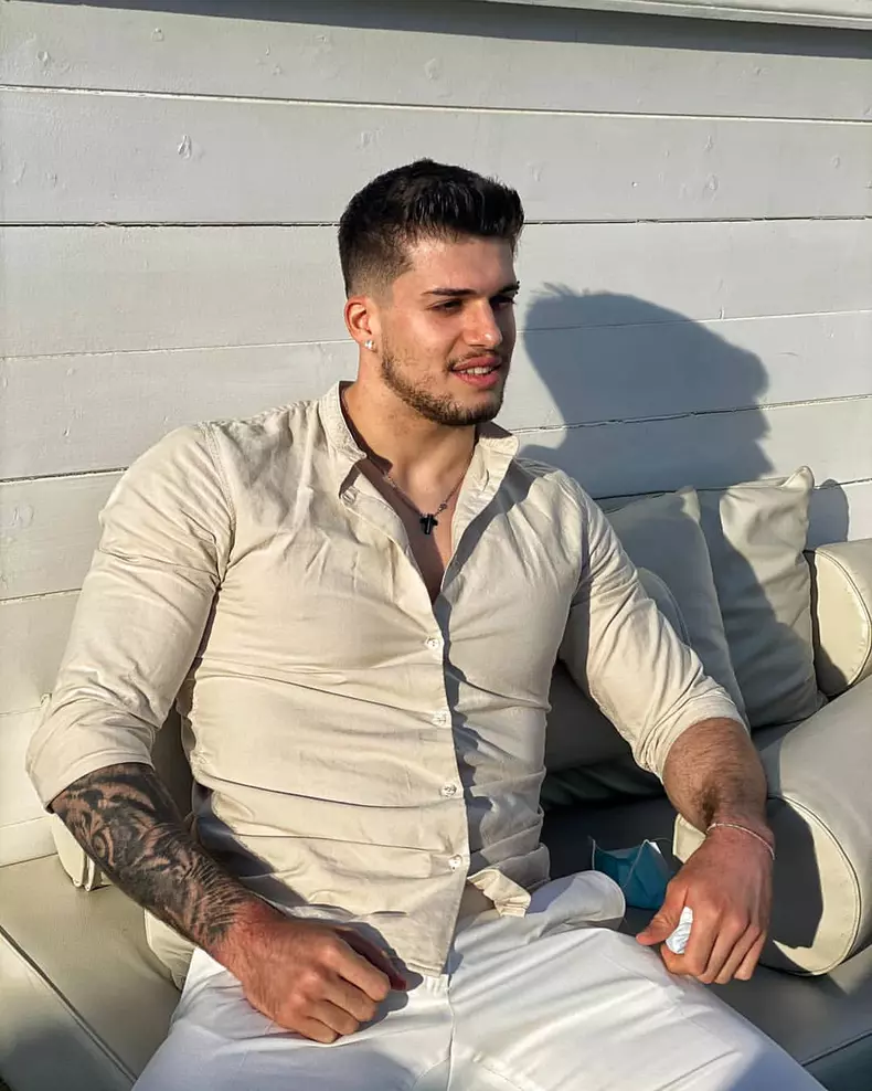 alberto grecu ispita masculina insula iubirii 2026 (7)