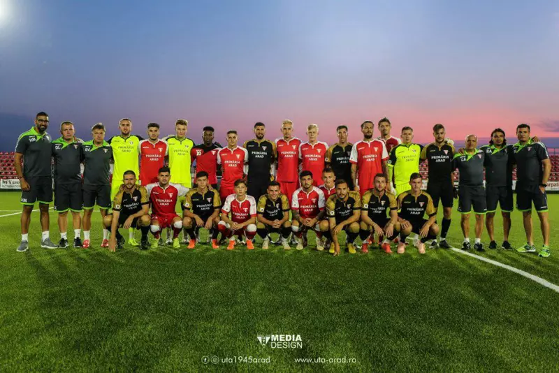 Uta Arad Echipament Ca Arsenal Londra Liga 2 Incepe La Finele SÄƒptÄƒmanii Libertatea