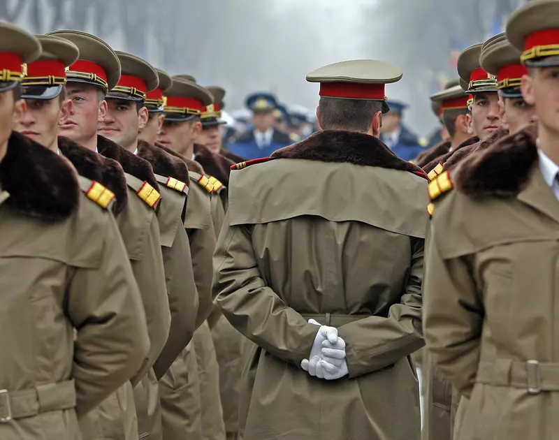 Salarii Militari 2019 Cat Se CaÈ™tigÄƒ In ArmatÄƒ De La Locotenent La General Libertatea