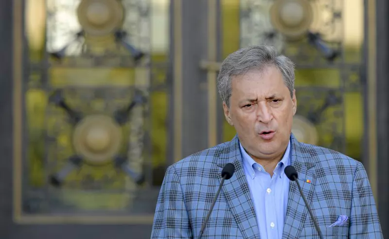 VIDEO ”Vela a urlat la Vasilescu: Ne vede toată Europa! Stau cu mortul în casă de o săptămână”, explică ofițeri din Poliție ce a stat la baza întâlnirii urgente cu interlopii