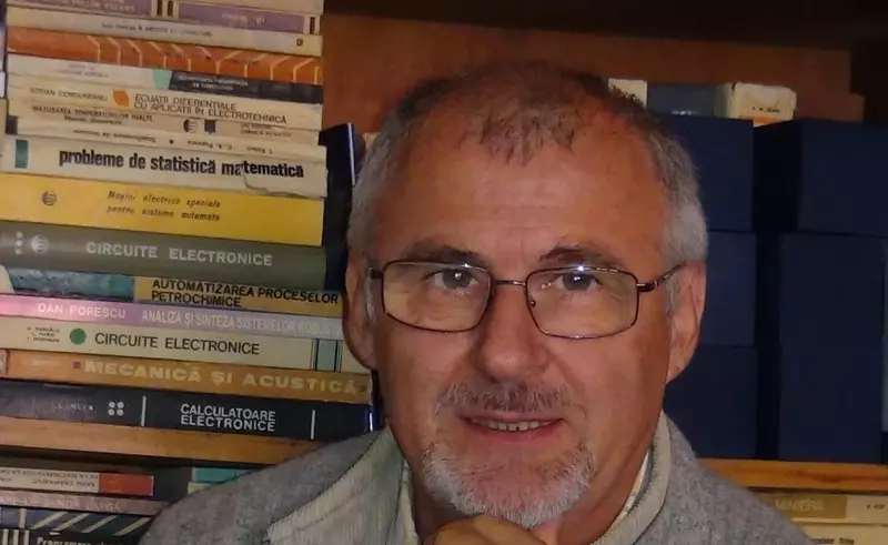 VIDEO Profesorul Dorin Isoc, fondatorul unei platformei antiplagiat, despre cazul Nicolae Ciucă: „Președintele țării trebuie să ceară demisia necondiționată a plagiatorului”