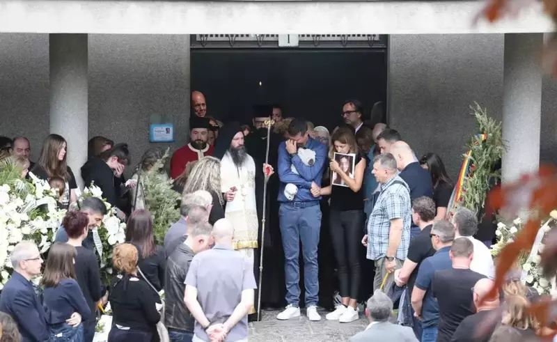 VIDEO Ema, fiica de 14 ani a antrenorului sârb al echipei de volei din Zalău, s-a pus în fața băiatului care trăgea cu pistolul în colegi, potrivit presei sârbe