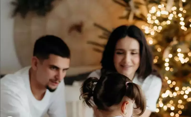VIDEO Cine e soția lui Răzvan Marin. Crina are o carieră de succes în stomatologie și e și mama unei fetițe