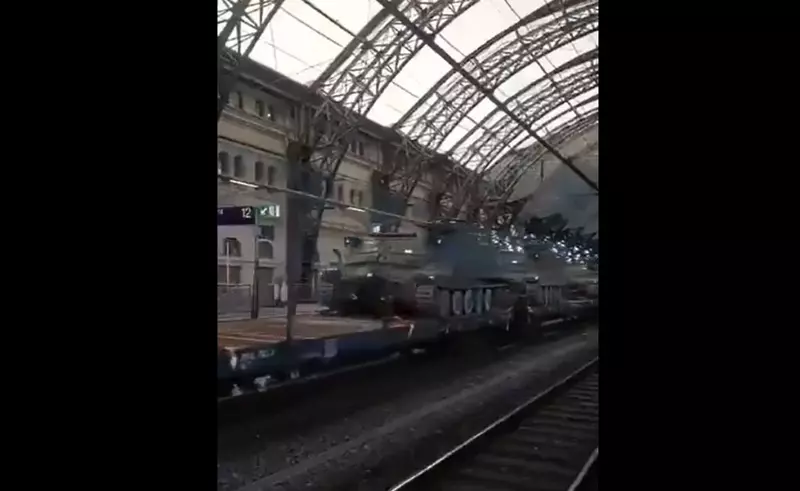 Transportoare blindate suedeeze