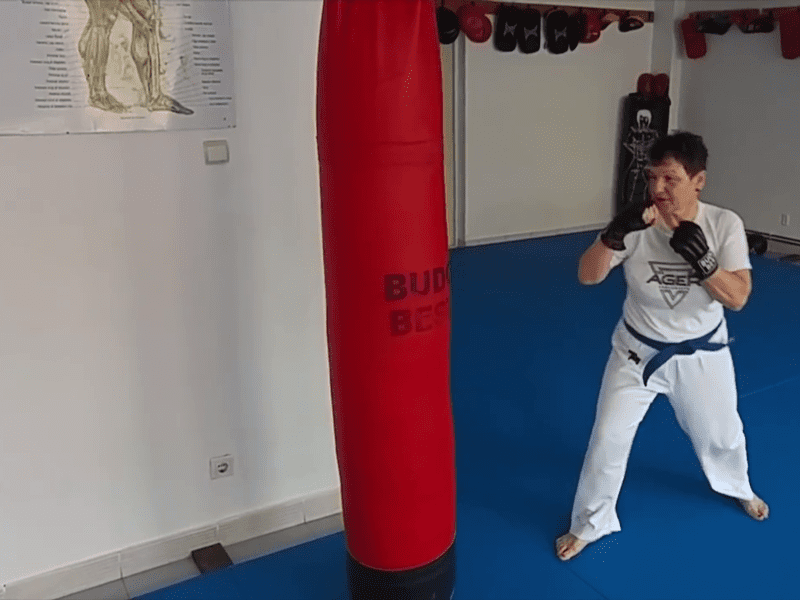 O pensionară din Târgoviște face karate la 60 de ani (1)