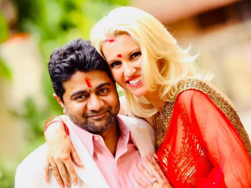 Anca verma si sotul Indian