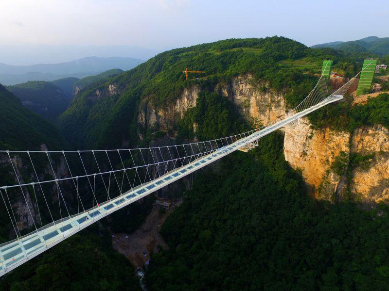 Ulcior Ascunde Tara Natala Podul De Sticla Din China Sa Spart Euro Nunta Ro