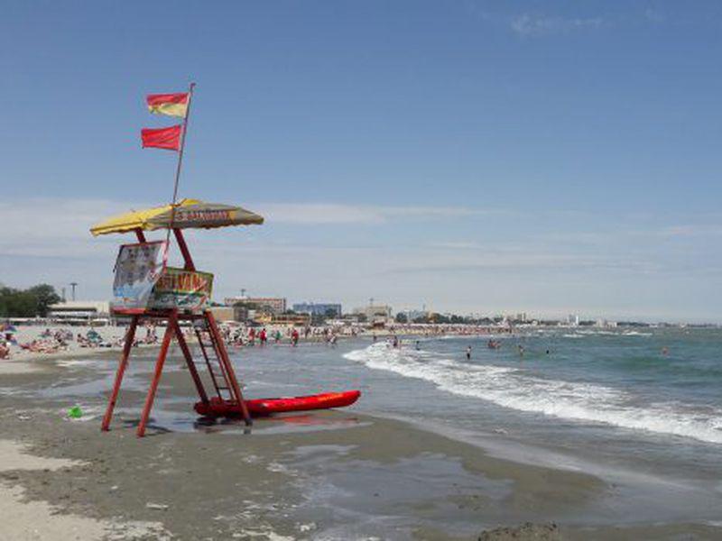 Exclusiv Turiștii Ignoră Steagurile Roșii Pe Litoral Iar Salvamarii Au Viață Grea Libertatea