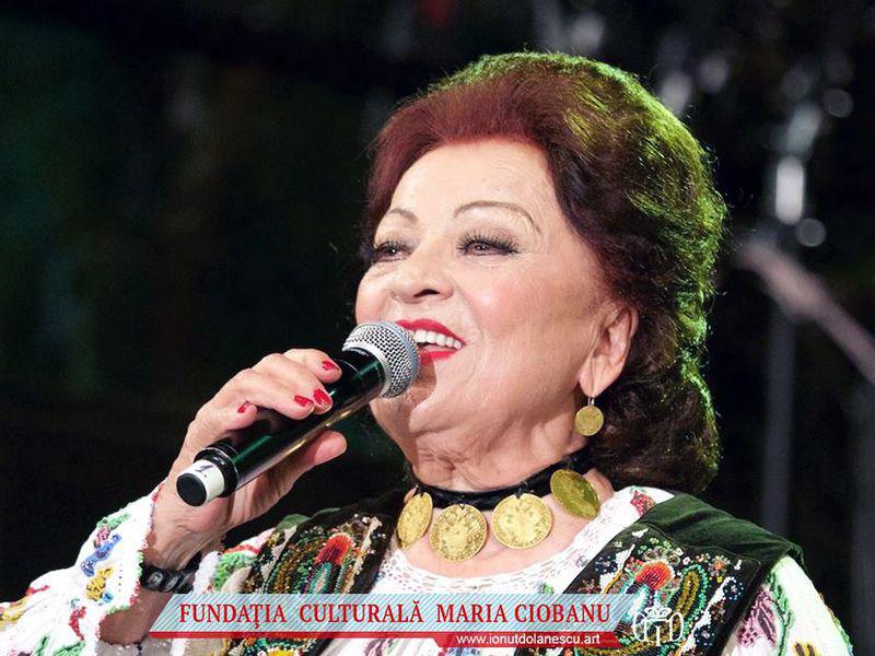 Bucurie Mare Pentru Maria Ciobanu. Nepoata Sa Cea Mare A ...