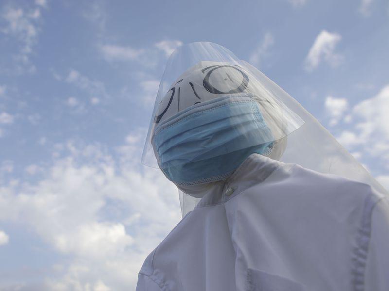 Miting Impotriva Legii Carantinării și Izolării In Fața Guvernului Cred In Dumnezeu Nu In Covrig 19 Raed Arafat Mesaj Pentru Protestari Ii Așteptăm La Spital Stiri știri Romania Libertatea Libertatea