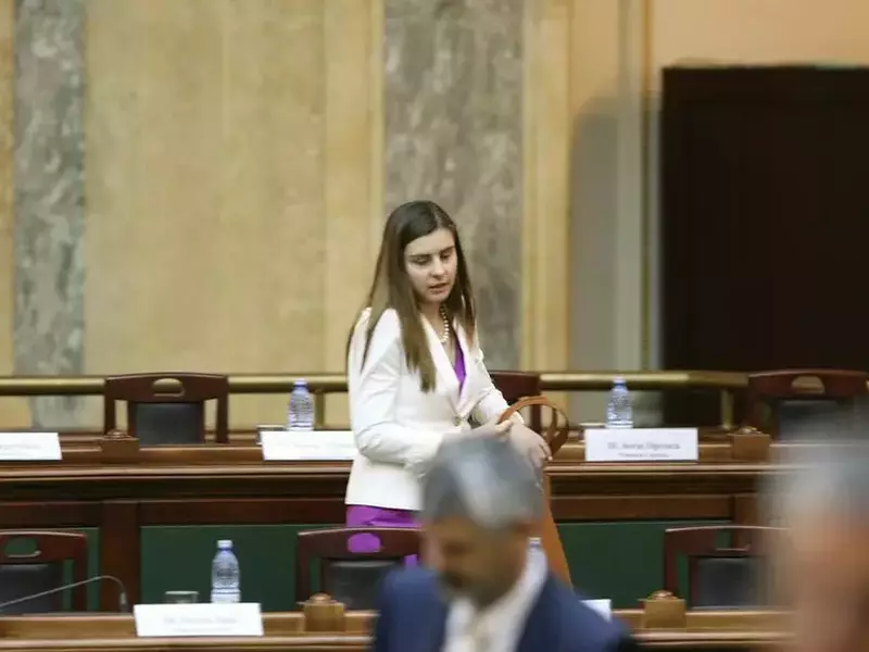senat1.jpg