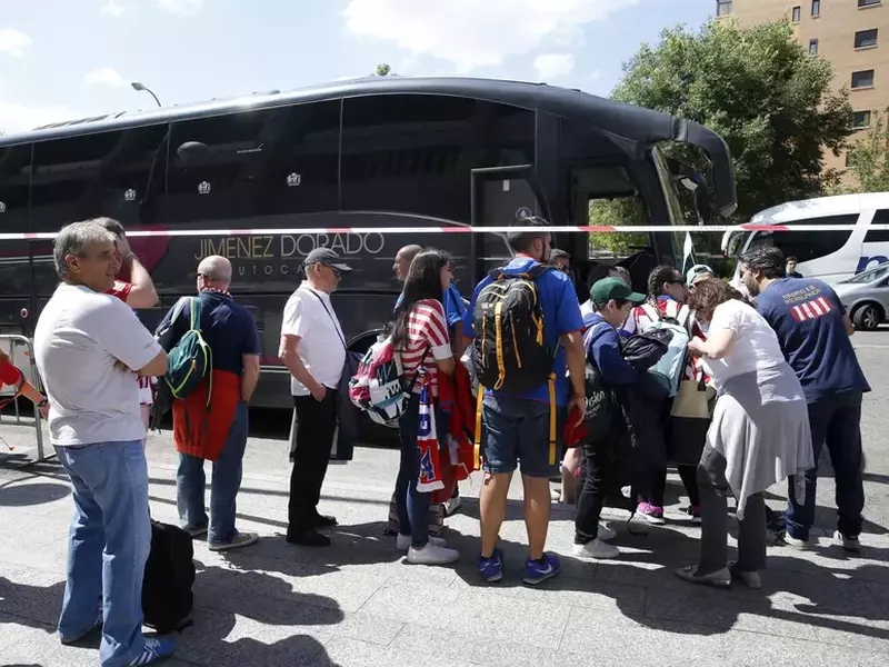 ATLETICO MADRID’S SUPPORTERS TRAVEL TO MILAN