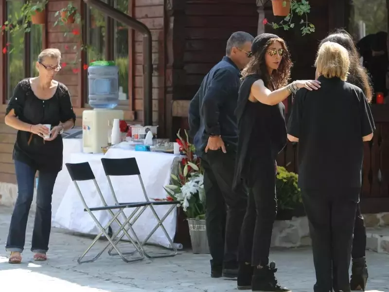 mihaela radulescu inmormantare