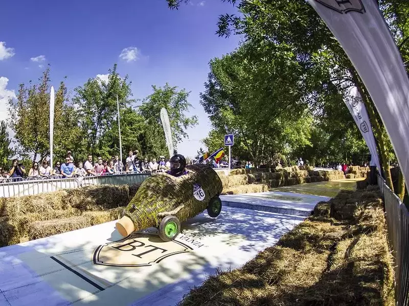 Attila Szabo Bottlecuta