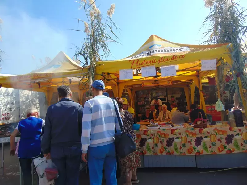 targ toamna preturi hora mici pastrama (1)