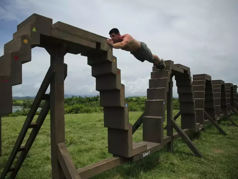 Dragos Bucurenci (2)