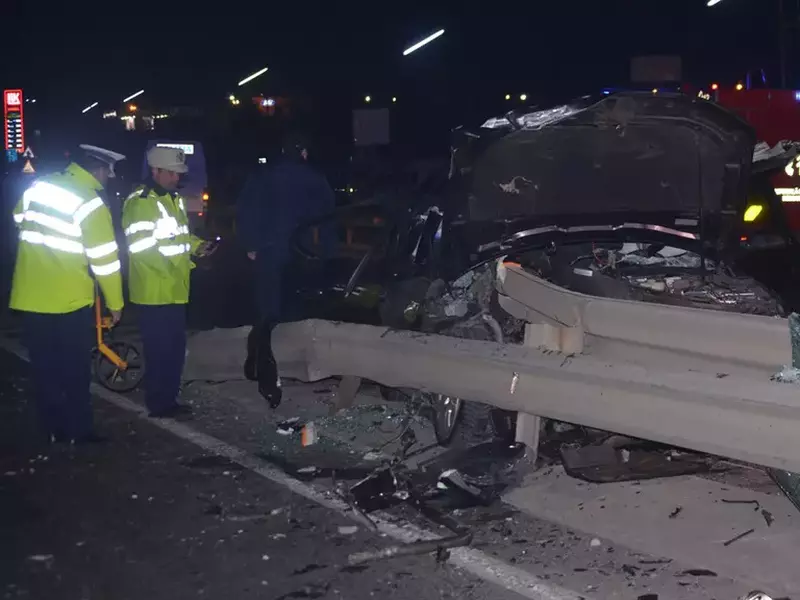 Accident de circulație la intrare în Buzău. O tânără din Focșani a murit în chinuri cumplite / FOTO