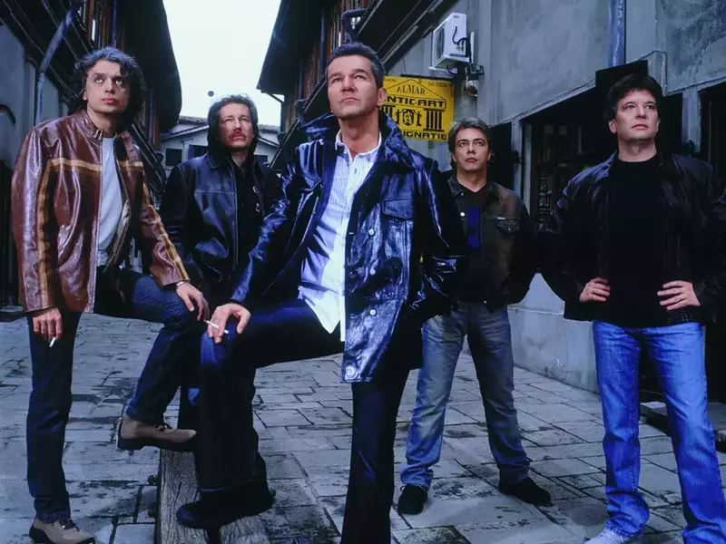 Holograf_1000x1000_1000KB