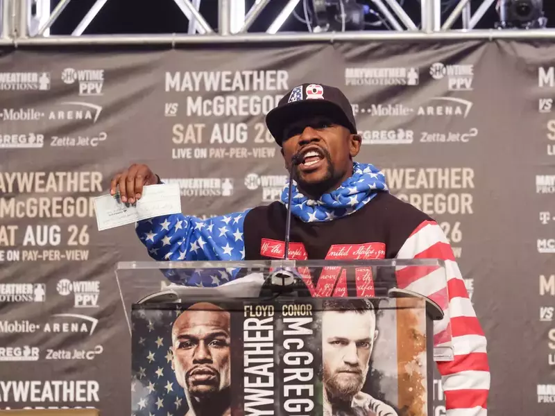 Totul despre meciul secolului, Mayweather vs McGregor. Lupta care a produs peste 1.000.000.000 $, o frecție ! Irlandezul a fost făcut KO în repriza a zecea. Floyd l-a menajat cât a putut! | LIVE&FOTO&VIDEO