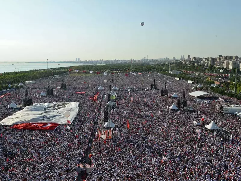 Proteste la Istanbul anti-Erdogan