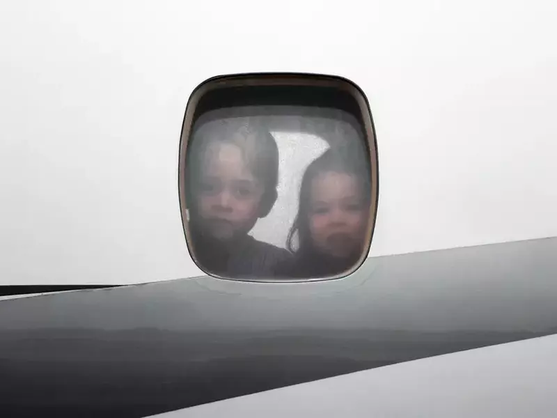 Prințul George și prințesa Charlotte