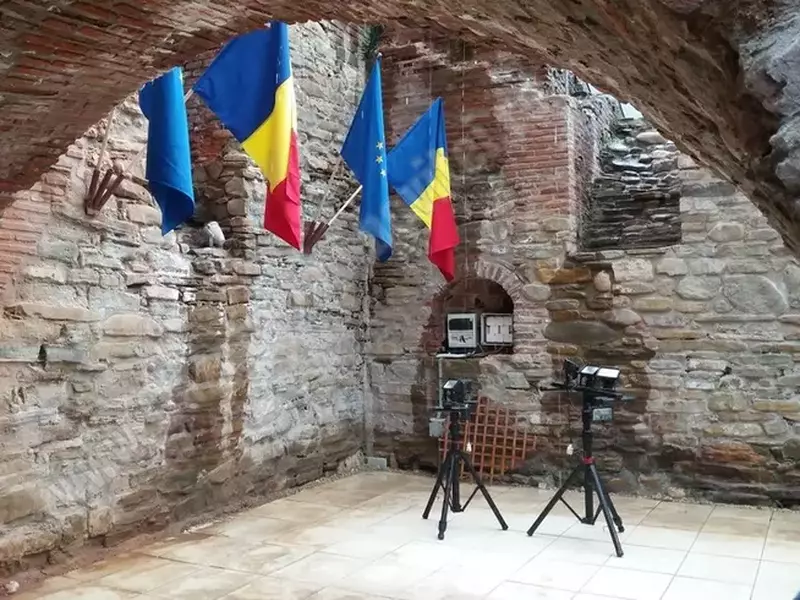 curtea domneasca (1)