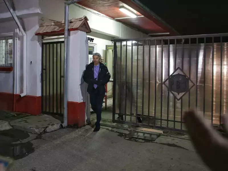 VIDEO&FOTO / Primele imagini cu Dan Diaconescu, la ieșirea de la Jilava