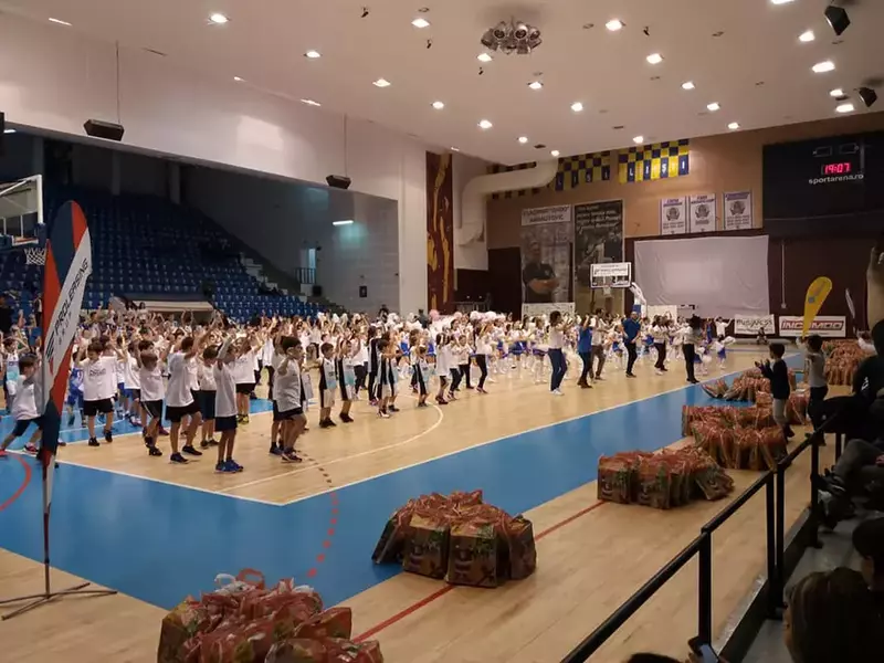 25354062_385468505243963_8450202528462946895_n