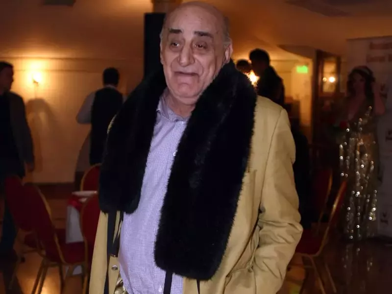 Au aceeași vârstă, dar arată complet diferit