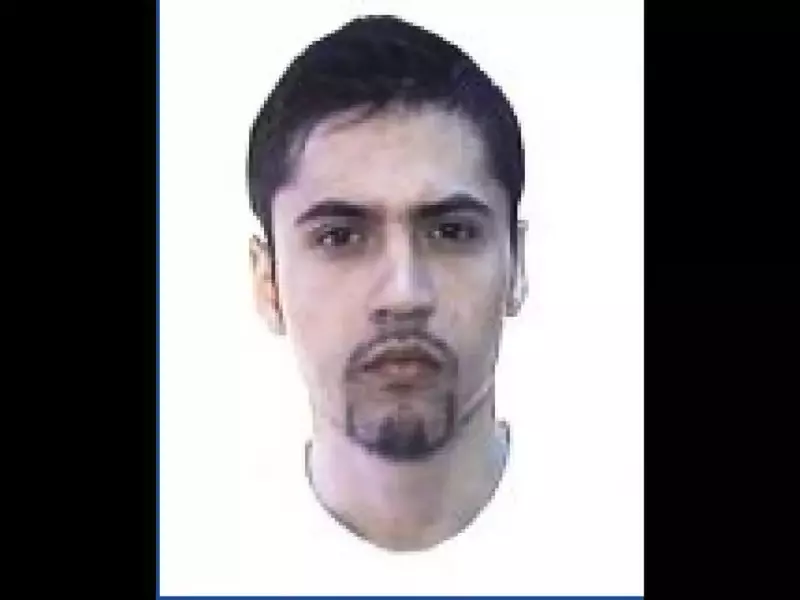Cine este bărbatul care și-a împins tatăl de la balcon în Roman