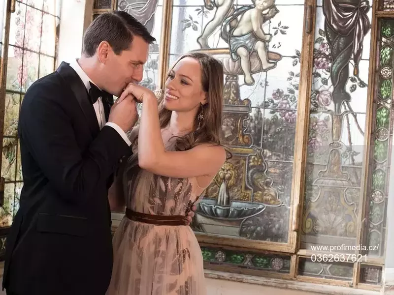 Fostul Principe Nicolae și soția lui, ședință foto spectaculoasă