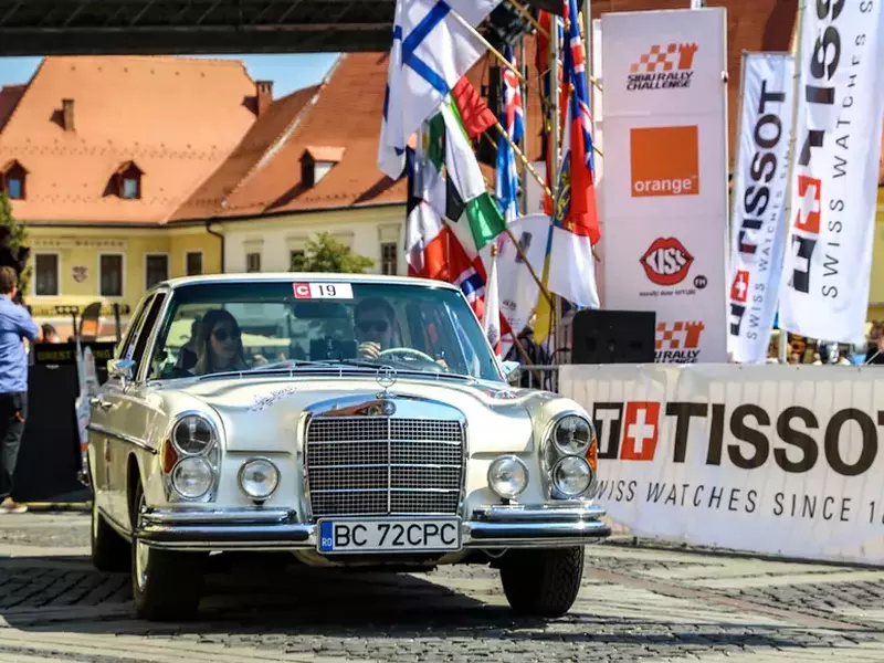 37b9bff7-fb75-4947-ab9d-207b375a3895