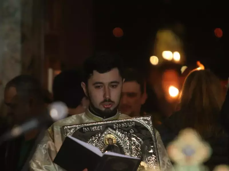 VIDEO&FOTO. Libertatea a transmis slujba de Înviere Live 360 din curtea bisericii Sf. Gheorghe cel Nou din București